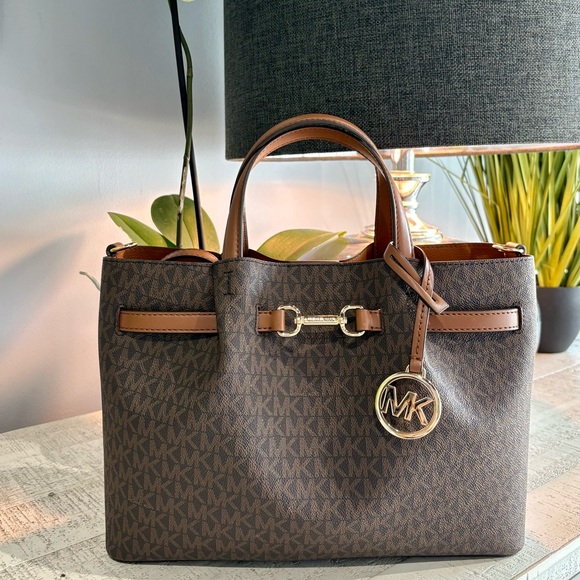 Michael Kors Brown Signature Handbag with Gold Charm - Picture 1 of 5